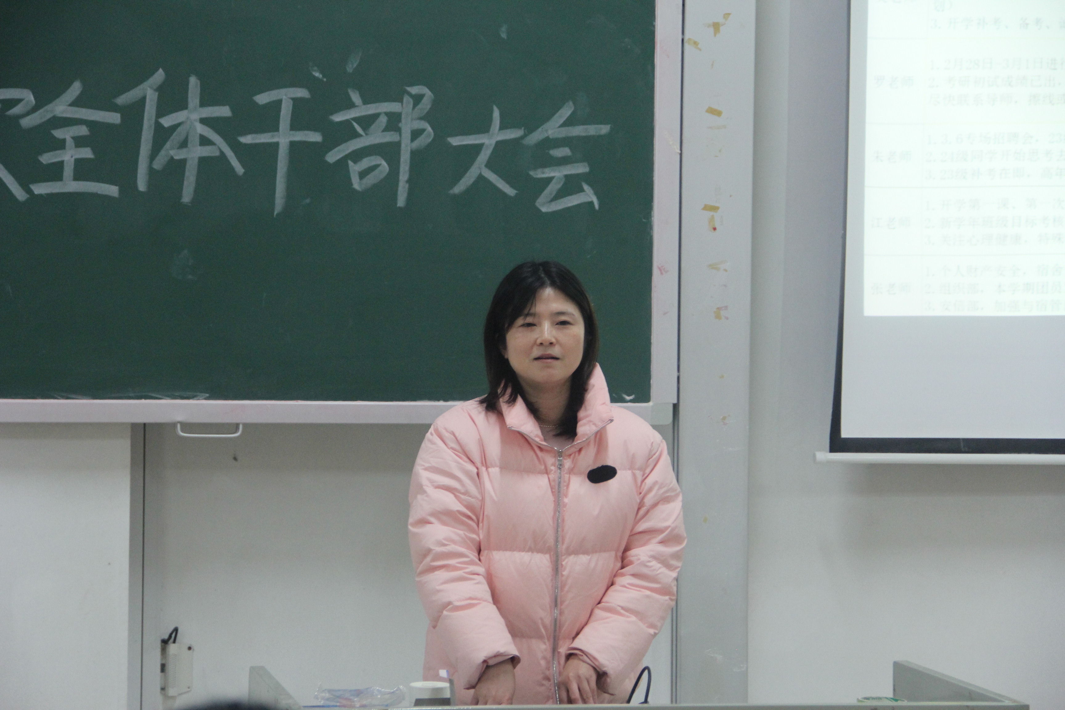 9724dedc58904198bd8b2bf104786f64.jpg 9724dedc58904198bd8b2bf104786f64.jpg