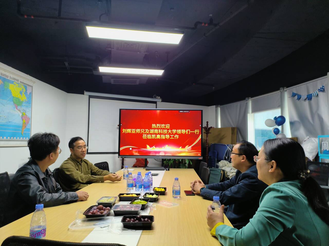 45c6d55b4bba4242ab1f059f6e712c1e.jpg 45c6d55b4bba4242ab1f059f6e712c1e.jpg