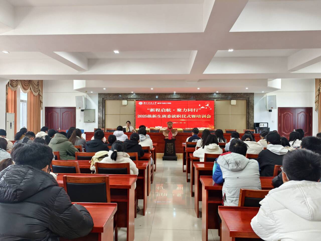 14d3d1cf8620456eae71dd8389e355a6.jpg 14d3d1cf8620456eae71dd8389e355a6.jpg