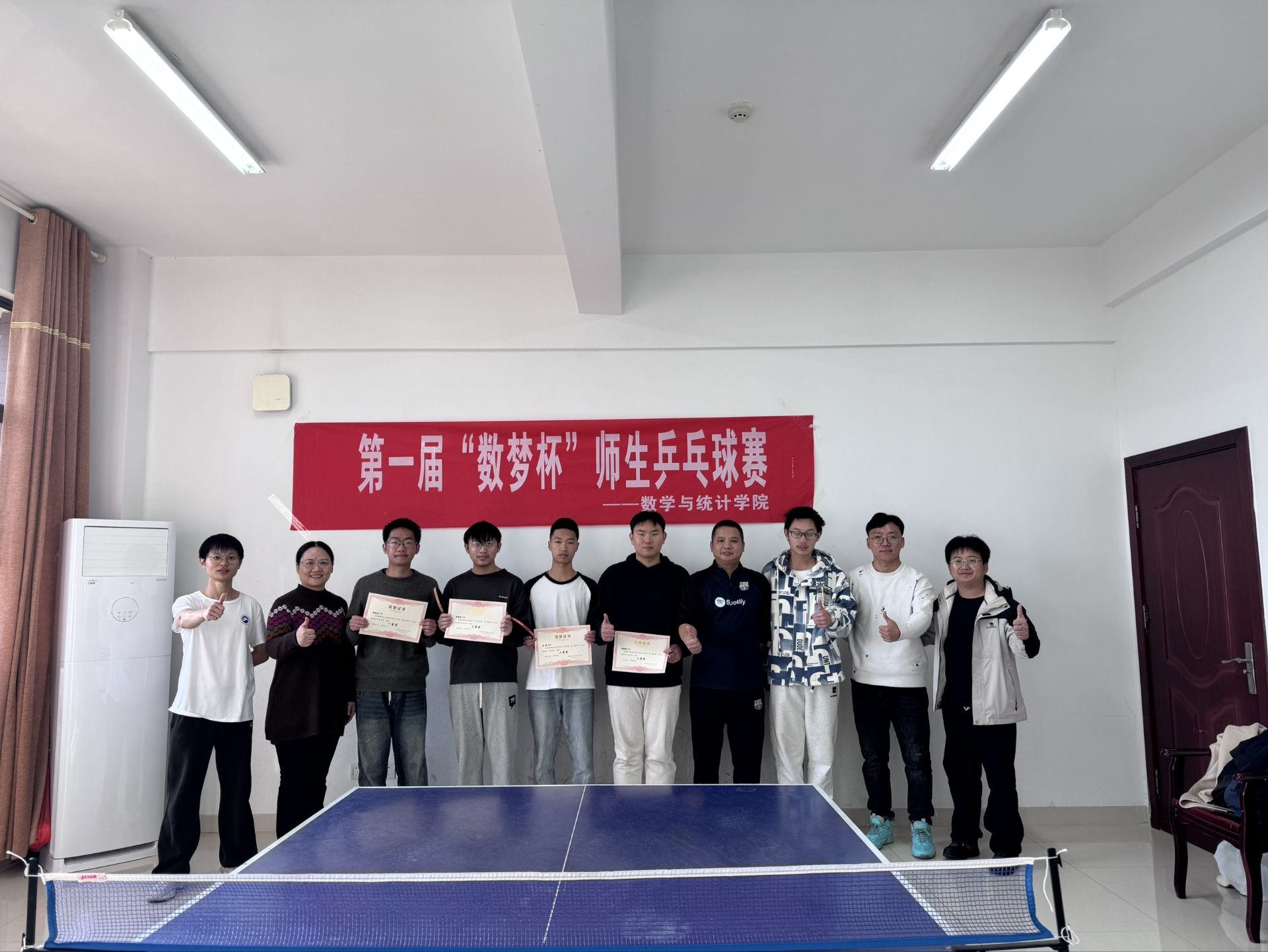 cb33f36a366a409db81366c0489b5854.png cb33f36a366a409db81366c0489b5854.png